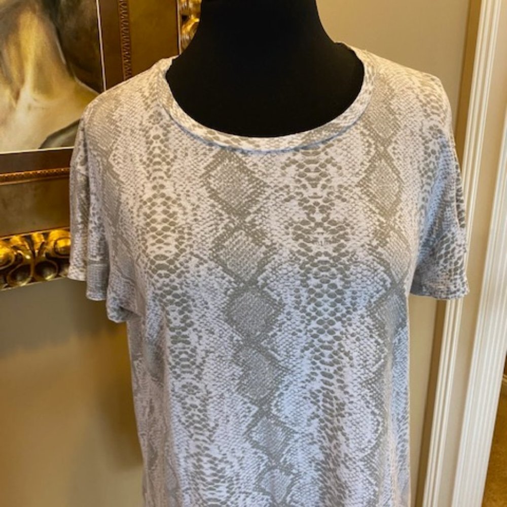 ANTHROPOLOGIE T.LA TOP SNAKESKIN PRINT TEE TOP SZ M
